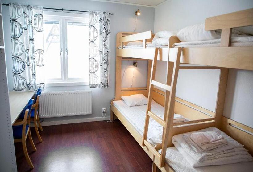 غرفة قياسية رباعية حمام مشترك, Vårdnäs Stiftsgård