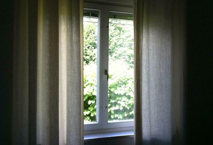 Номер Стандарт, Vitaby Järnvägshotell