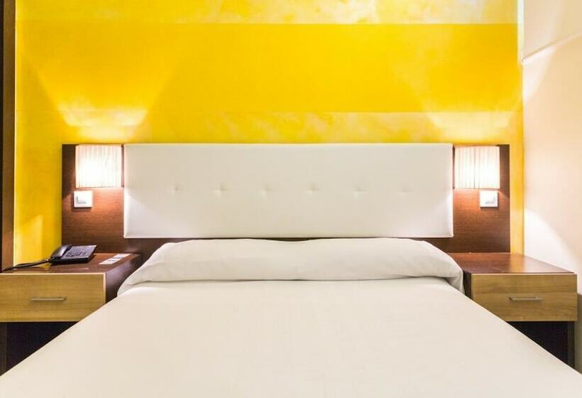 آپارتمان 1 خوابه, Apartamentos Recoletos