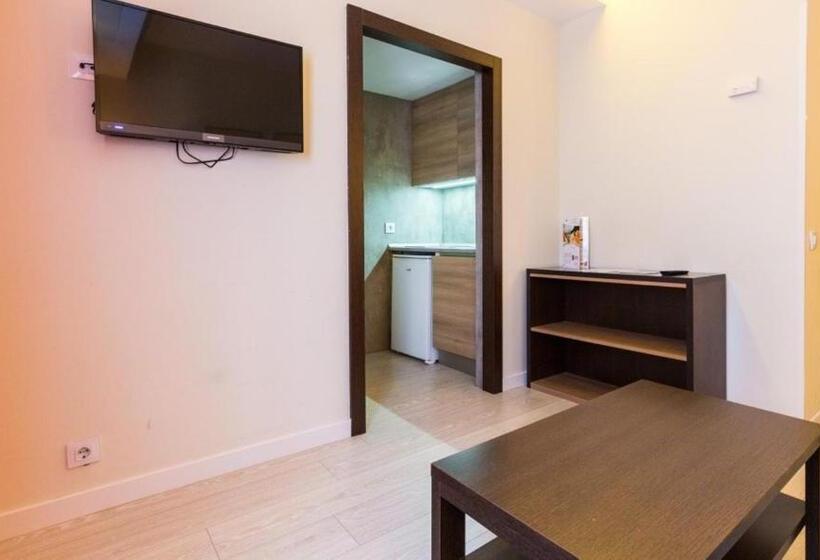 آپارتمان 1 خوابه, Apartamentos Recoletos