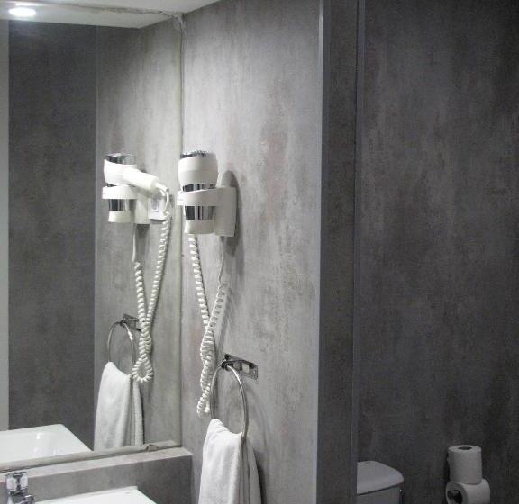 اتاق خانوادگی, Apartamentos Recoletos