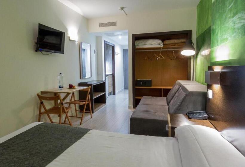 اتاق خانوادگی, Apartamentos Recoletos