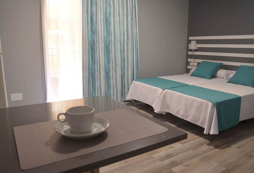 デラックススタジオ, Apartamentos Rf Bambi Adults Only