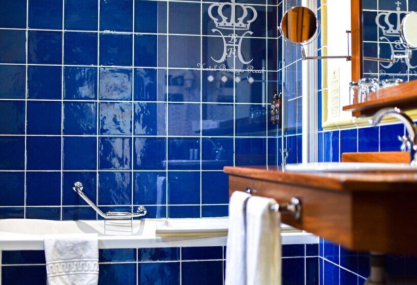 标准三人间, ALEGRIA Bodega Real