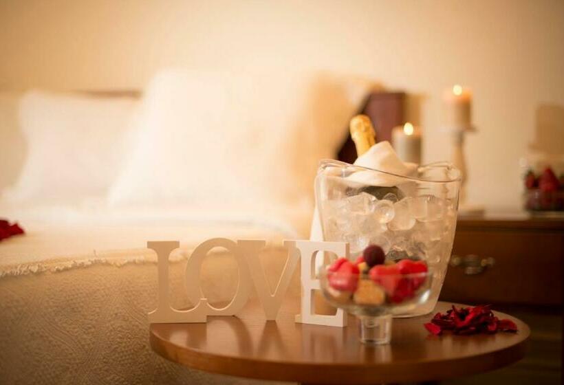 اتاق استاندارد, Aliados