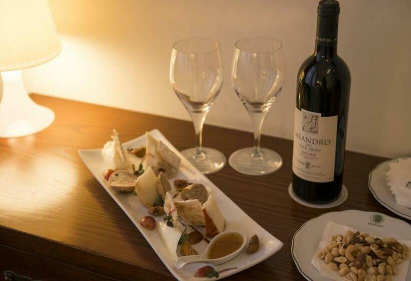 اتاق استاندارد, Aliados