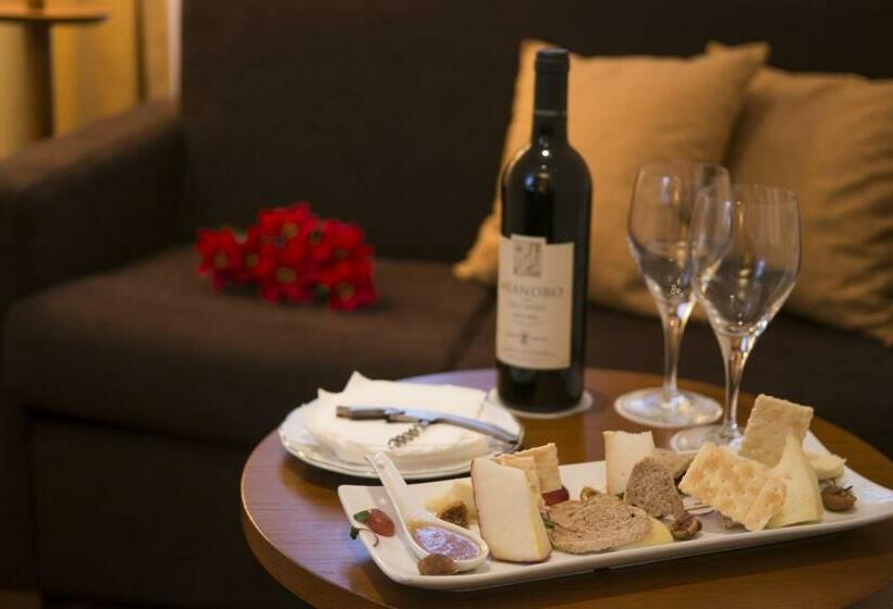 اتاق استاندارد, Aliados