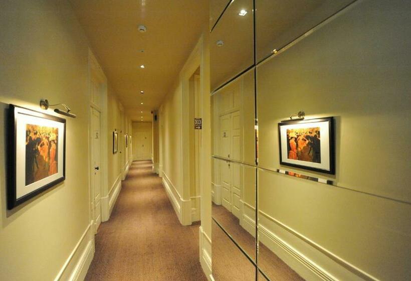 اتاق سوپریور, Aliados