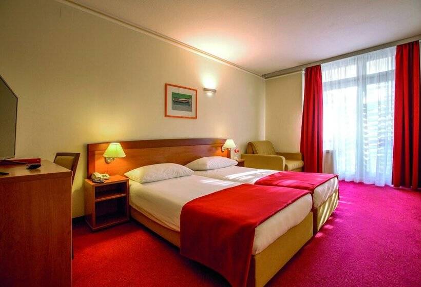 חדר סטנדרט נוף לפארק, Amadria Park Beach Hotel Niko