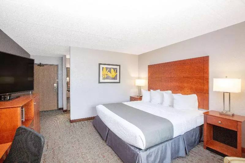 デラックススイート, Americinn By Wyndham Ankeny/des Moines