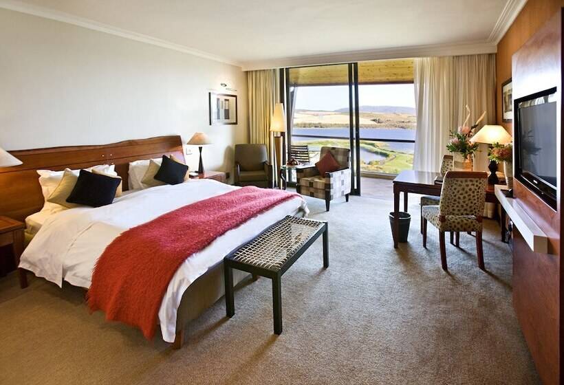 Deluxe Suite King Bed, Arabella Hotel, Golf And Spa