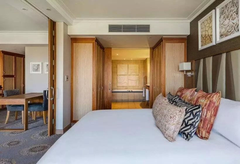 キングサイズベッドのデラックススイート, Arabella Hotel, Golf And Spa
