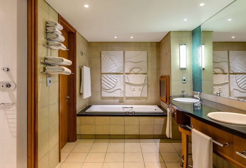 سوئیت پریمیوم, Arabella Hotel, Golf And Spa