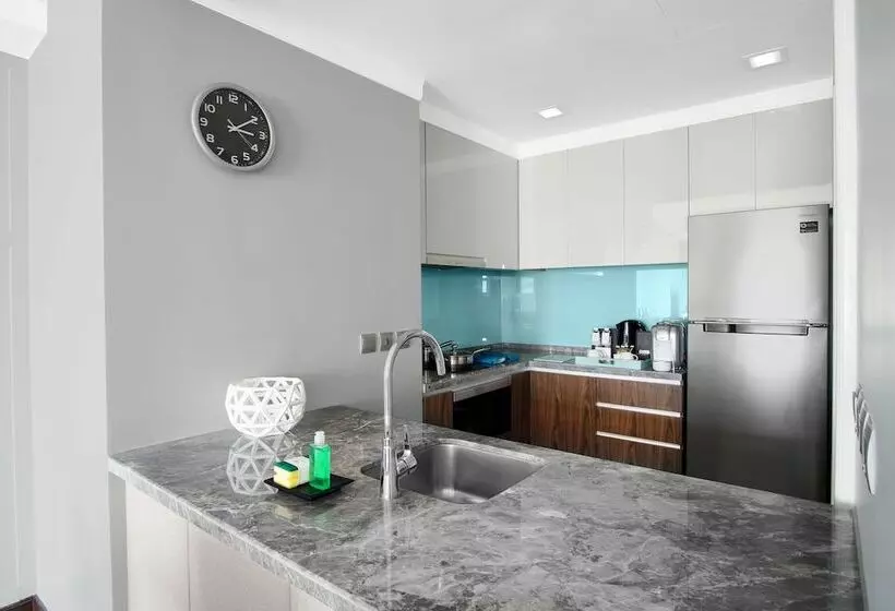 استودیو اجرایی, Ascott Makati