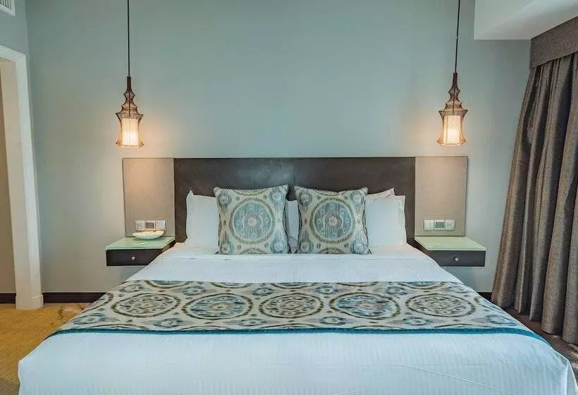 سوییت اجرایی, Ascott Makati
