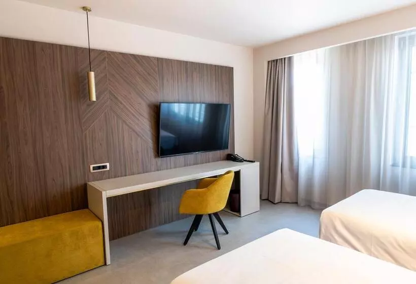 اتاق لوکس, Austria Trend Hotel Ljubljana