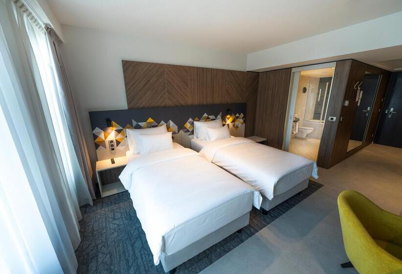 חדר דלוקס, Austria Trend Hotel Ljubljana