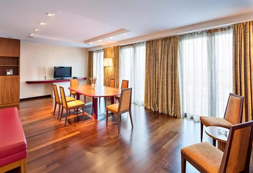 سوئیت پرزیدنت, Austria Trend Hotel Ljubljana