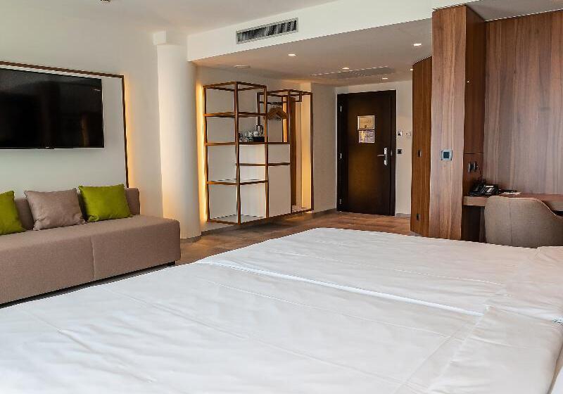 חדר אקזקיוטיב, Austria Trend Hotel Ljubljana