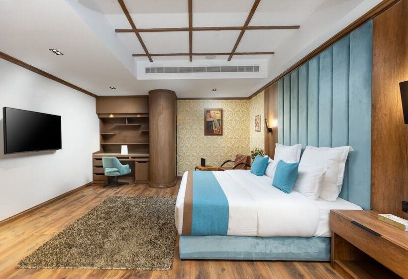 סוויטה מלכותית, Madareem