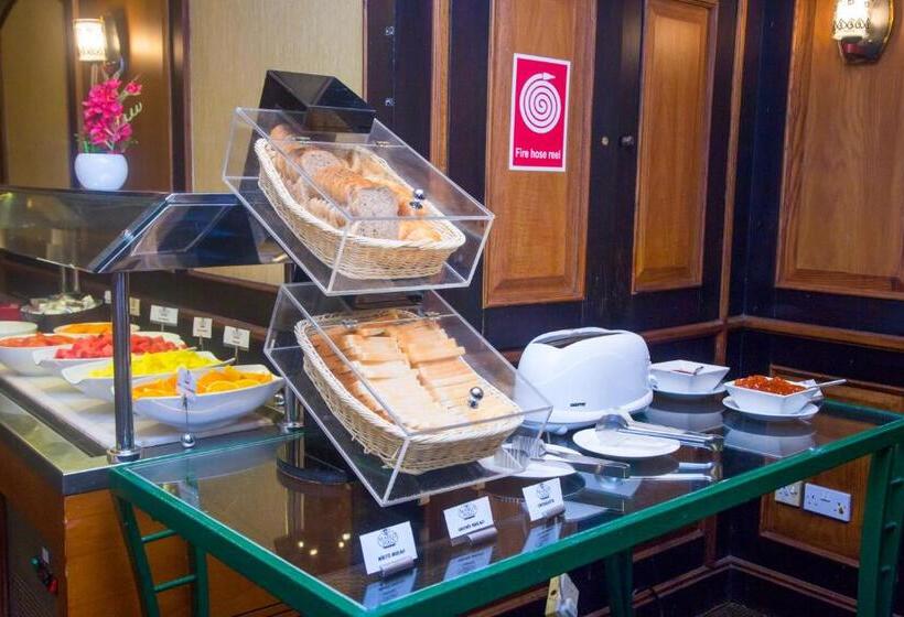 اتاق خانوادگی, Marco Polo