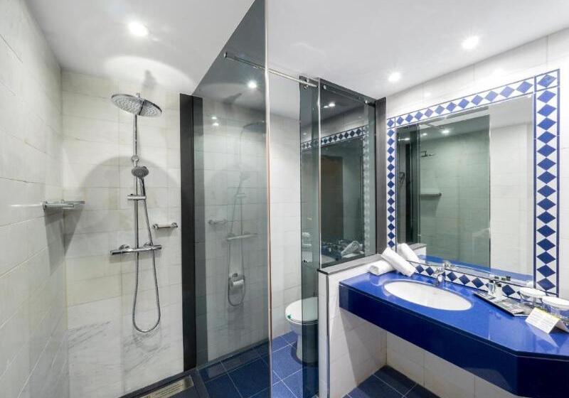 اتاق استاندارد سه نفره, Princesa Parc