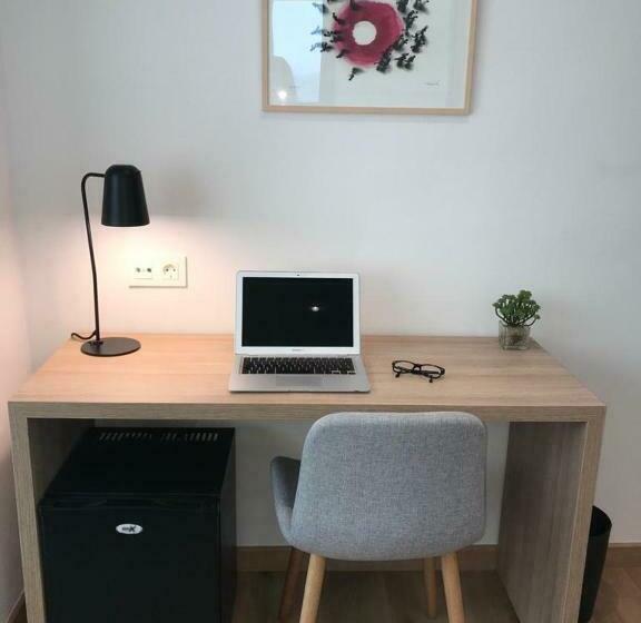 اتاق سوپریور با چشمانداز دریا, Principe De Asturias