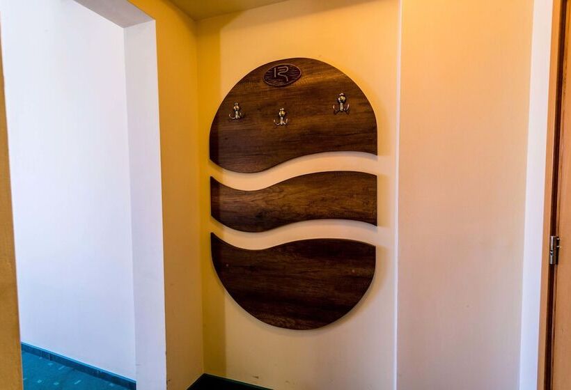 豪华单人间, Rostov