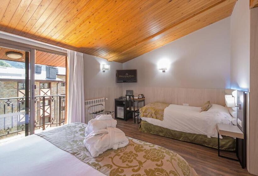 اتاق استاندارد سه نفره, Princesa Parc