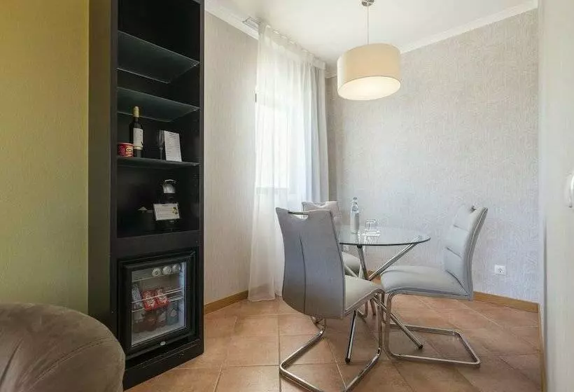 سوییت, Vale D El Rei Hotel & Villas