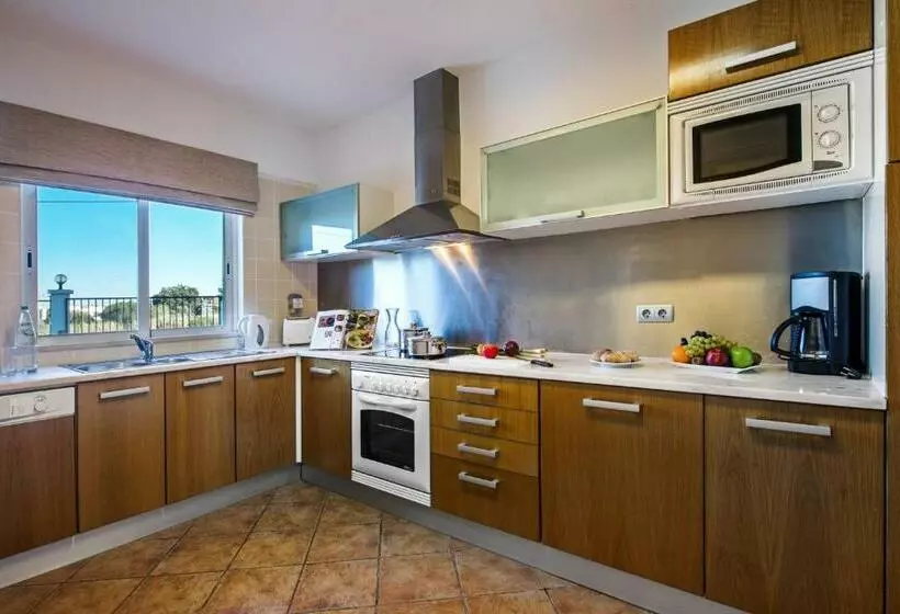 ویلای 2 خوابه, Vale D El Rei Hotel & Villas