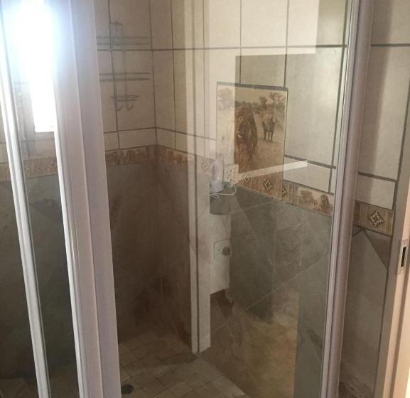 غرفة ديلوكس سرير كينج, Baobab Lane Lodge