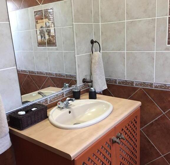 غرفة ديلوكس, Baobab Lane Lodge