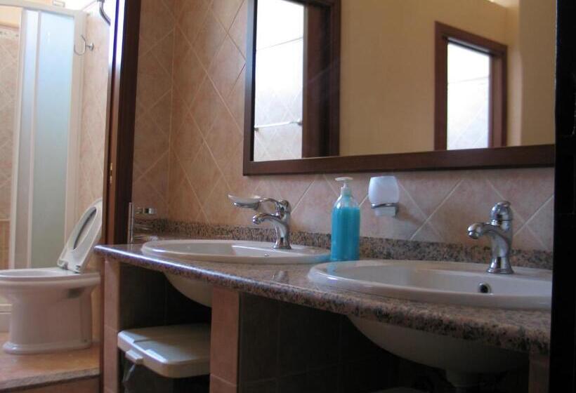 침실 3개 아파트, Bed & Breakfast Minu