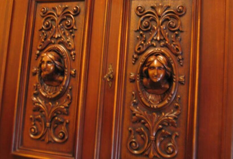 발코니 디럭스 룸, Bed & Breakfast Minu