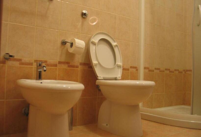 발코니 디럭스 룸, Bed & Breakfast Minu