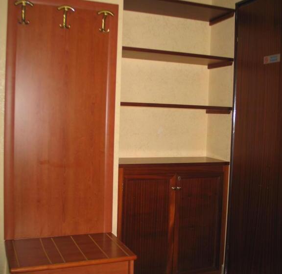 침실 3개 아파트, Bed & Breakfast Minu