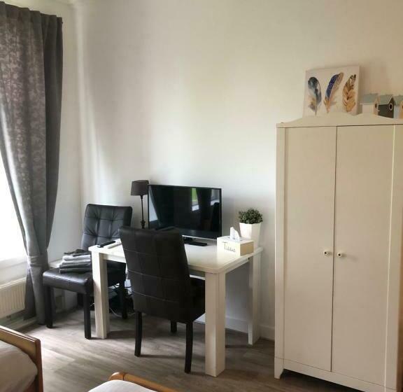 חדר סטנדרט נוף לגינה, Bed & Breakfast Ytsma State