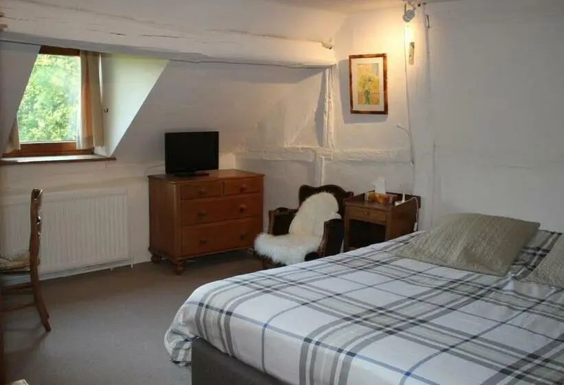 ガーデンビュースタンダードルーム, Auberge Du Val D Aisne