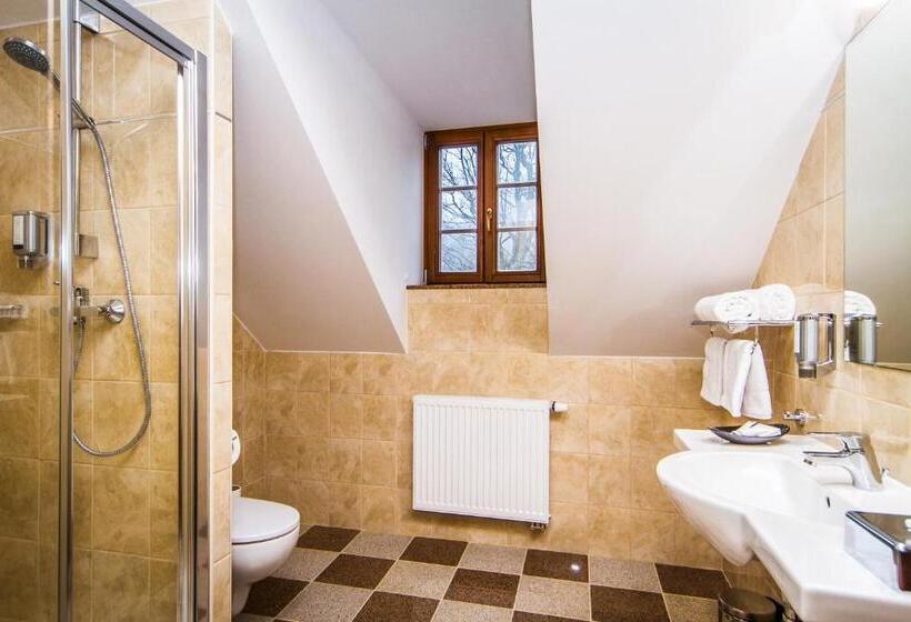 家庭间, Jizerka 4