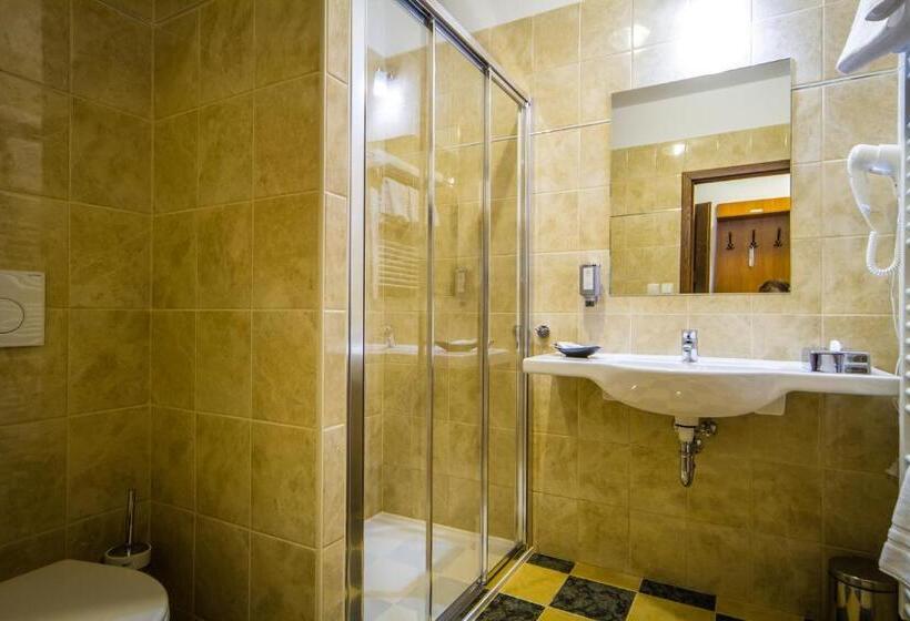 豪华房间, Jizerka 4