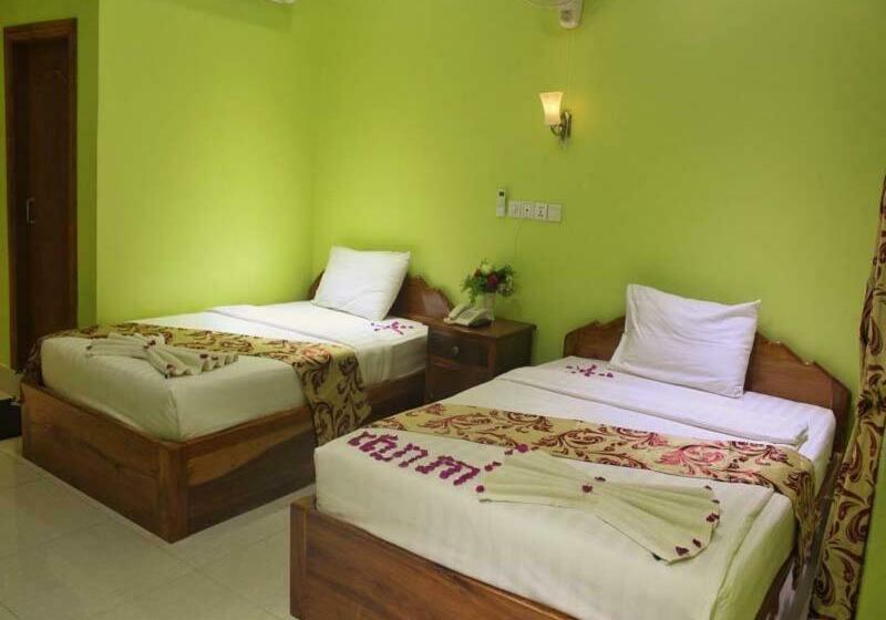 Habitació Superior, Meas Sorphea