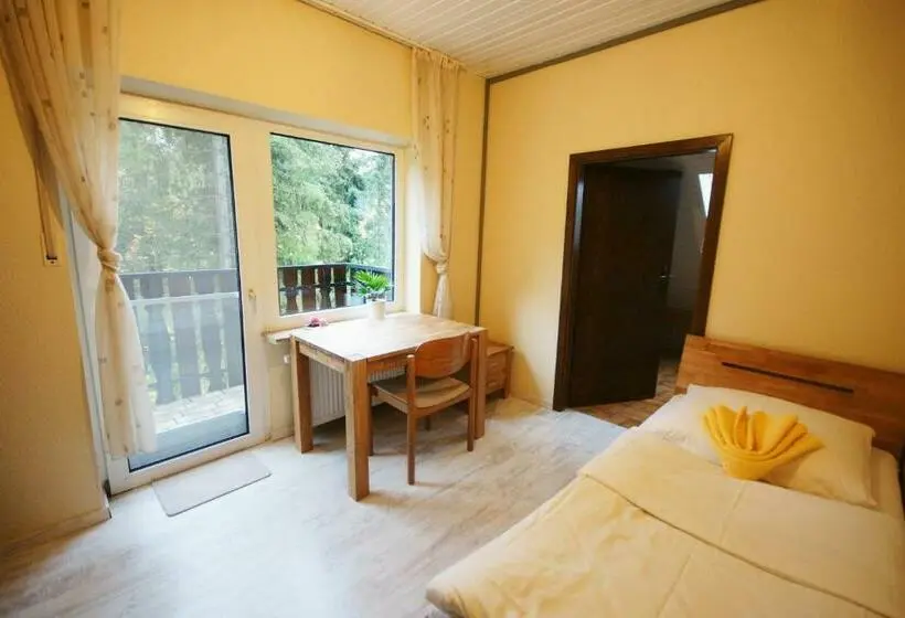 スタンダードシングルルーム, Seminarhaus Am Liebfrauenberg