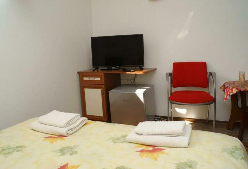 Номер Стандарт, Guest House Perla