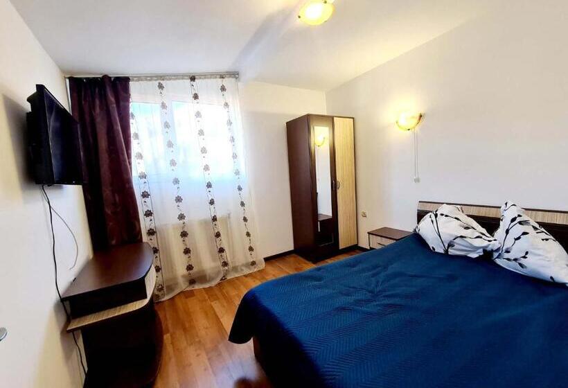 جناح عائلي, Vila Giulia Voineasa