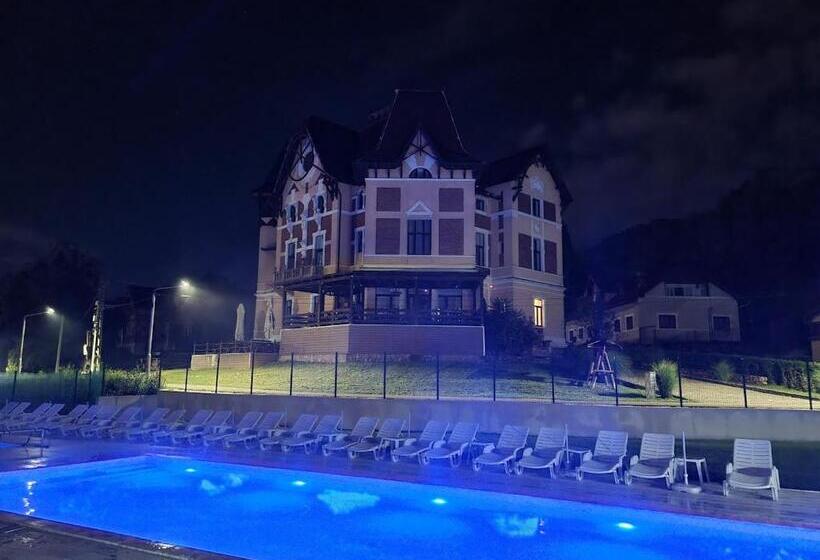 ファミリージュニアスイート, Pensiunea Mayumi Moneasa