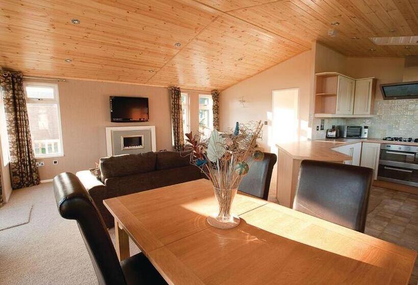 2ベッドルームアパートメント, Athelington Hall Farm Lodges