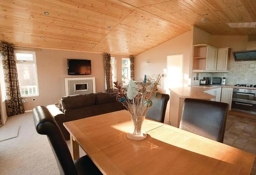 ２ベッドルームアパートメント, Athelington Hall Farm Lodges