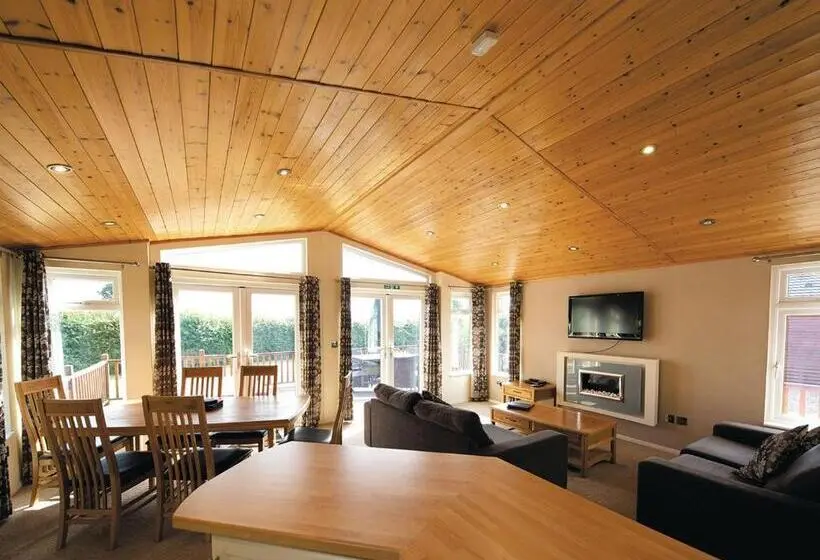 ２ベッドルームアパートメント, Athelington Hall Farm Lodges