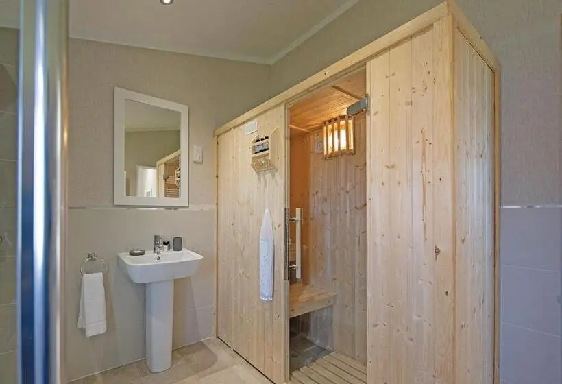 １ベッドルームハウス, Athelington Hall Farm Lodges
